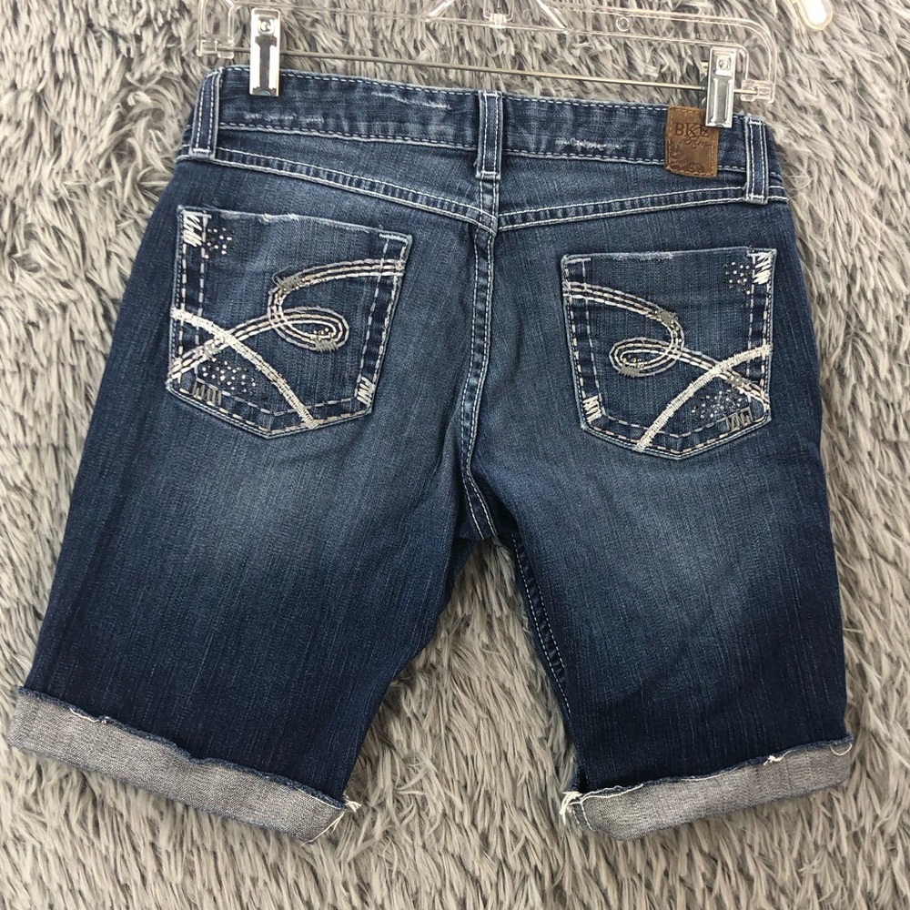 BKE Buckle Shorts Womens Size 27 Sabrina Cutoff Denim Whiskered